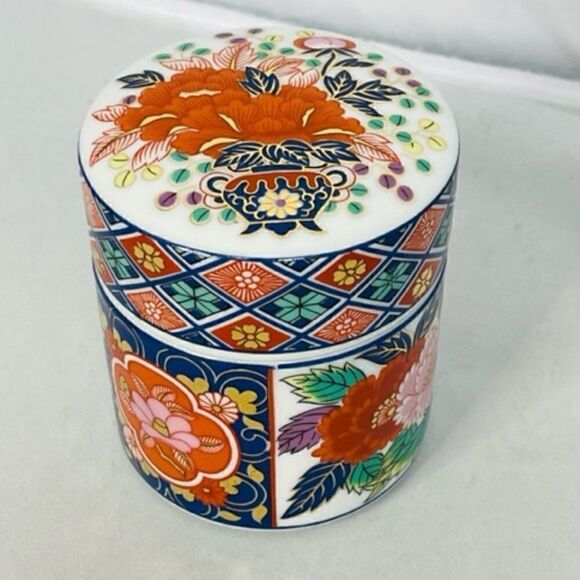 Vintage Japan Toyo porcelain lidded spice trinket jar Red Floral Blue Green Exce - Picture 1 of 7